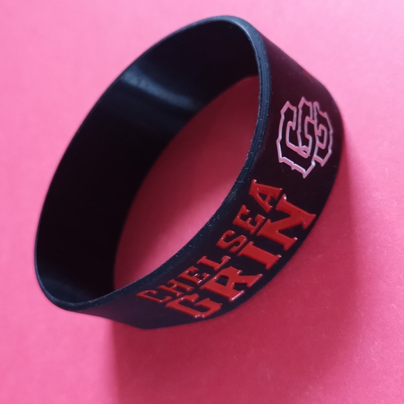 CHELSEA GRIN Rock Bands Bracelet NWOT - Picture 1 of 5